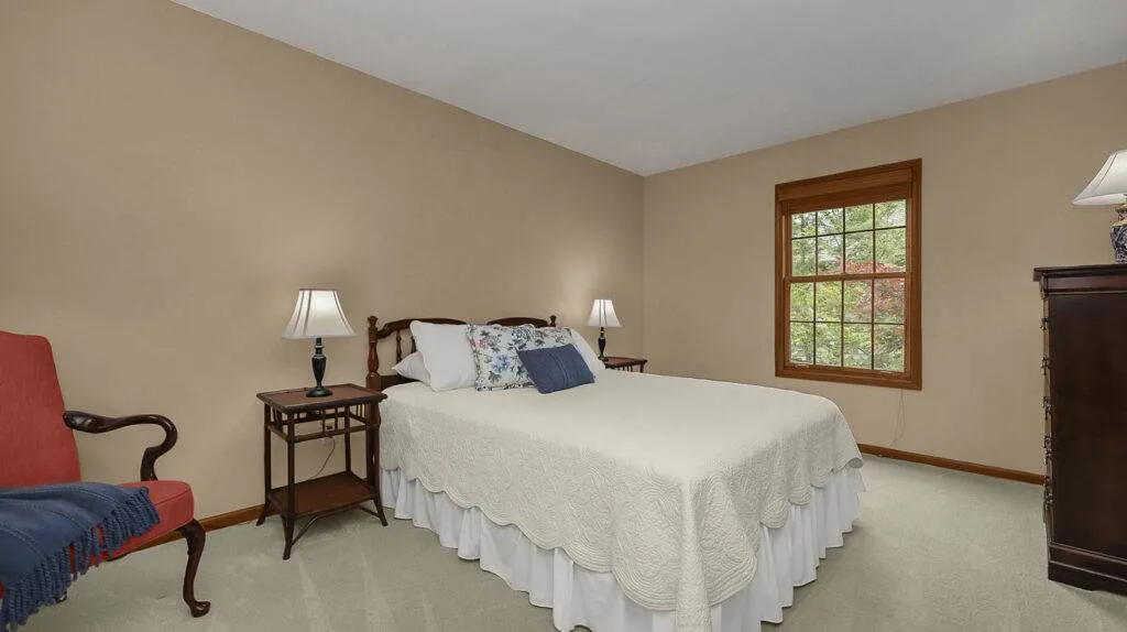 25-print-1314-lakeside-way