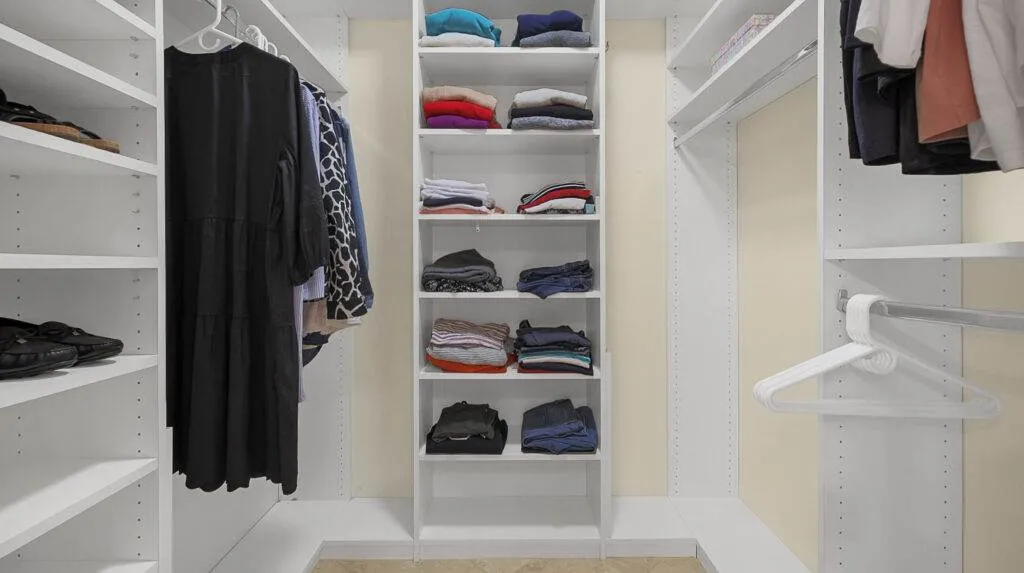 36-print-1314-lakeside-way