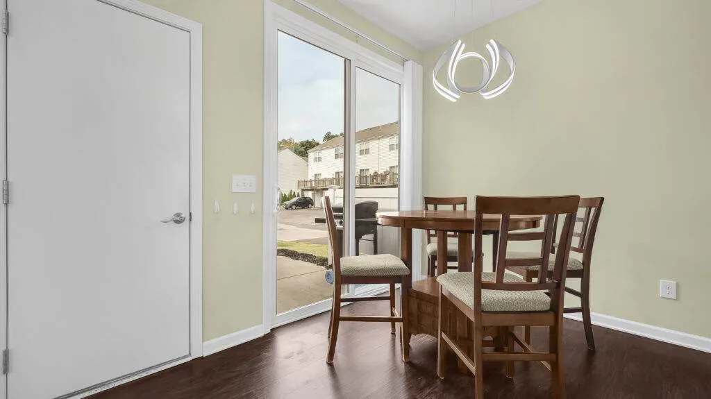 29-print-5975-deansboro-dr