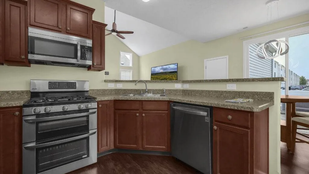 32-print-5975-deansboro-dr