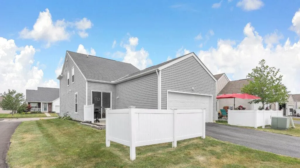 54-print-5975-deansboro-dr