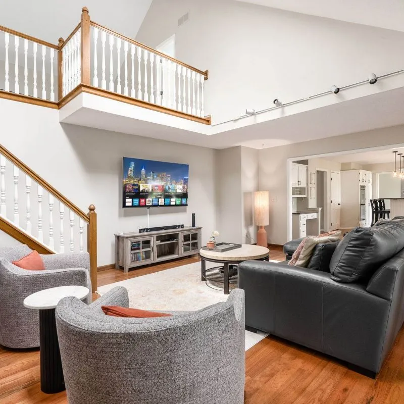 025_ Dr Columbus OH 43235 USA