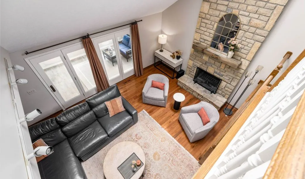 043_ Dr Columbus OH 43235 USA