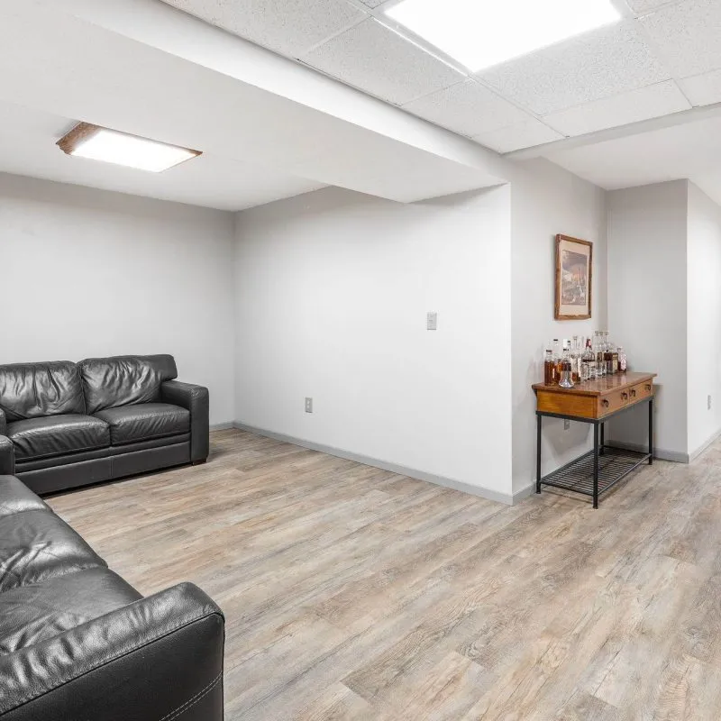 049_ Dr Columbus OH 43235 USA