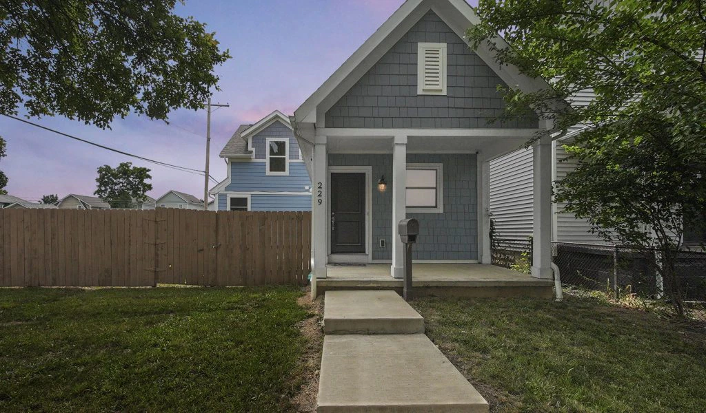 1-web-or-mls-229-s-highland-ave