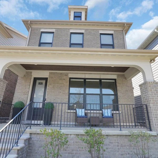 1-web-or-mls-935-pullman-pl