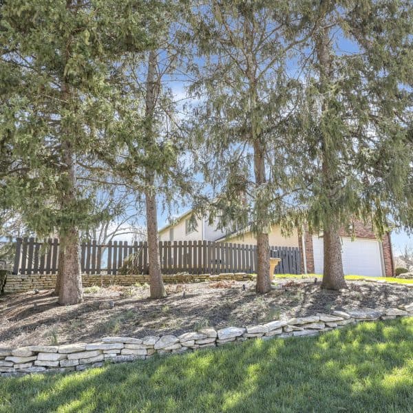 10-web-or-mls-2626-chartwell-rd