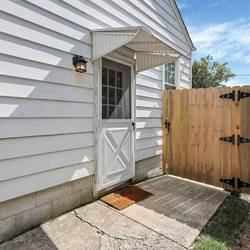 10-web-or-mls-381-e-jeffrey-pl