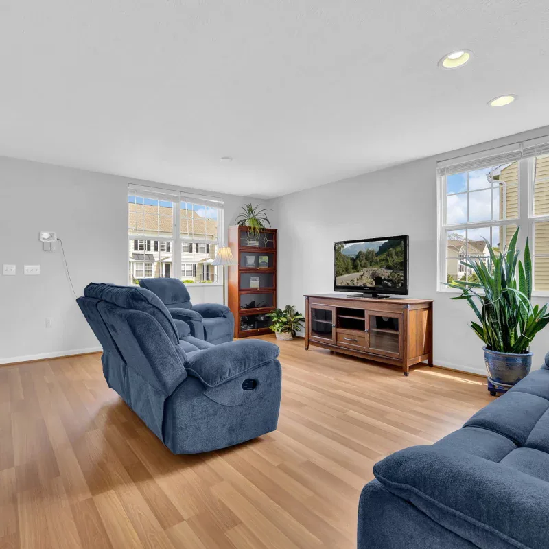 10-web-or-mls-7235-colonial-affair-dr