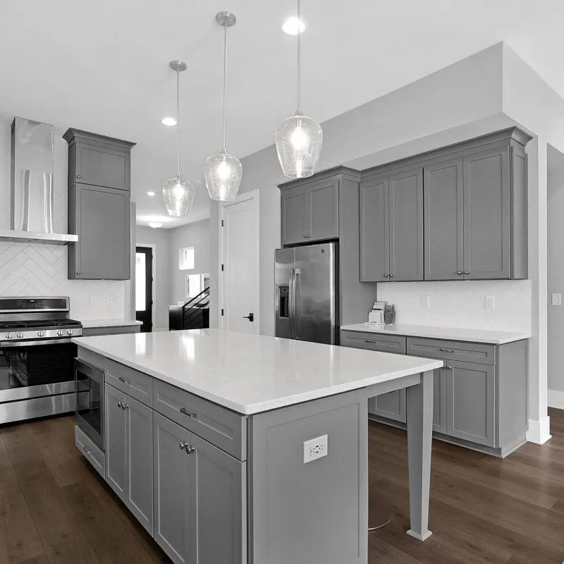 10-web-or-mls-935-pullman-pl