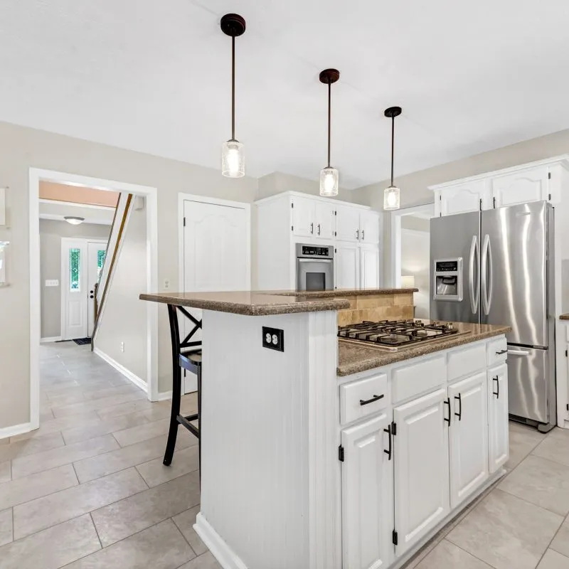 11-web-or-mls-8200-markhaven-dr