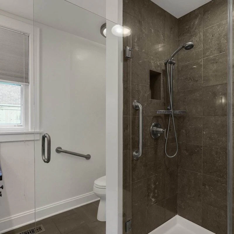 12-web-or-mls-711-city-park-ave