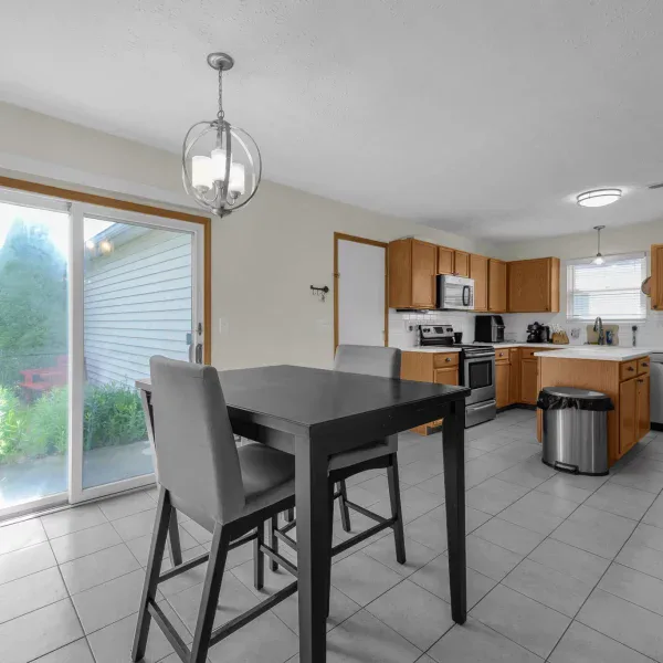 12-web-or-mls-7753-lantana-ave