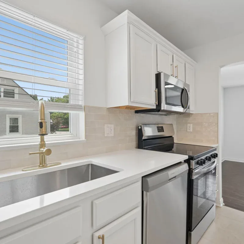 13-web-or-mls-196-maple-dr