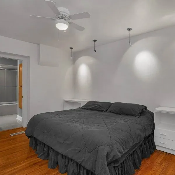 13-web-or-mls-711-city-park-ave