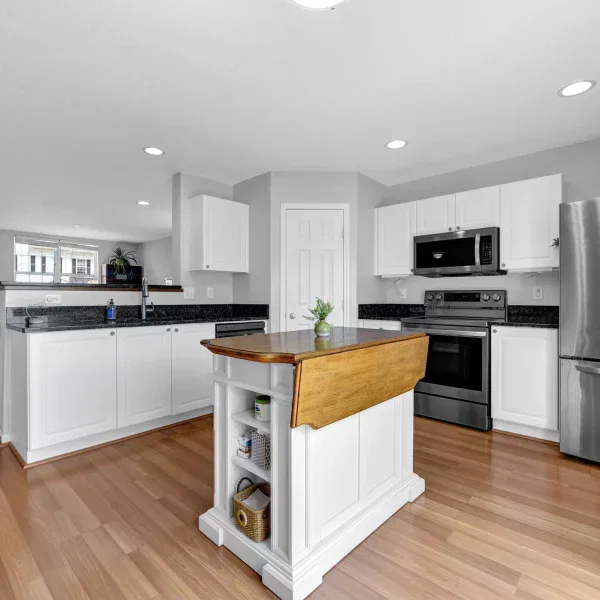 13-web-or-mls-7235-colonial-affair-dr