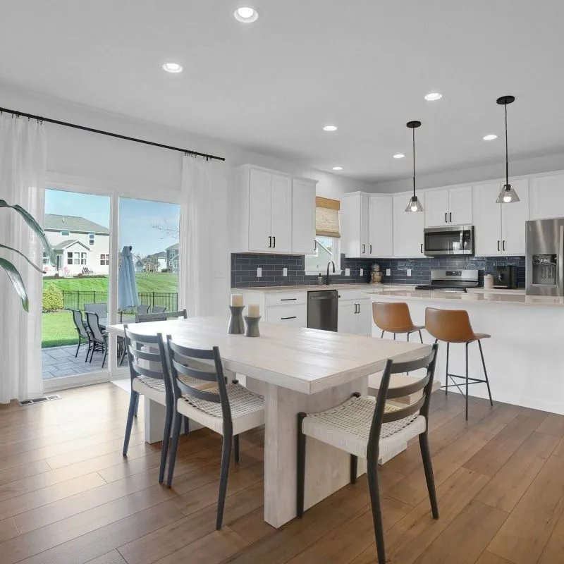 14-web-or-mls-7234-white-cap-dr