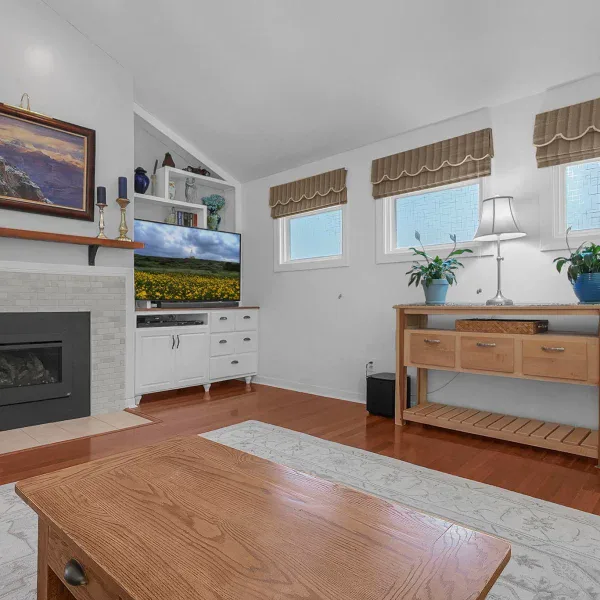 15-web-or-mls-4593-wuertz-ct