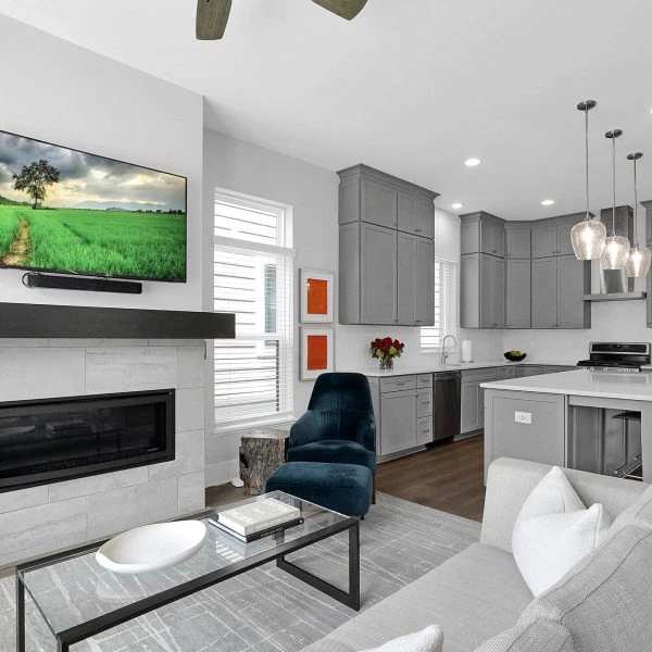 15-web-or-mls-935-pullman-pl