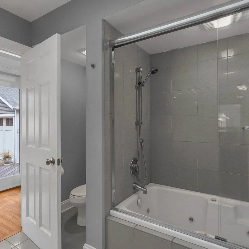 16-web-or-mls-711-city-park-ave