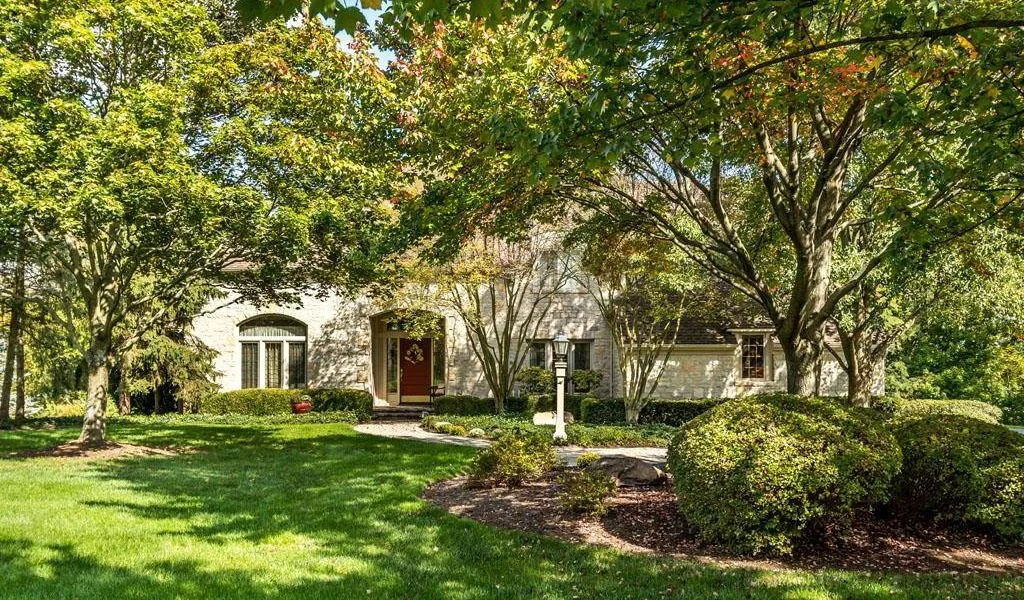 1650 Sherborne Old Front 2