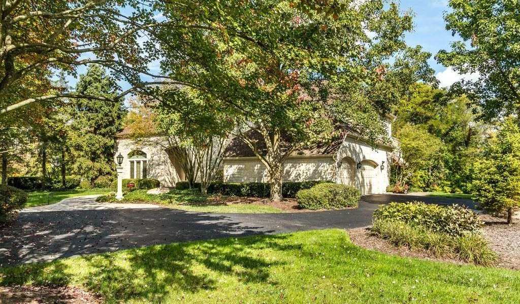 1650 Sherborne Old front 3