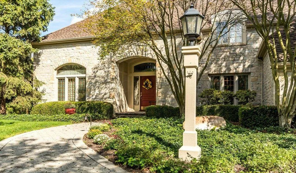 1650 Sherborne old Front 1