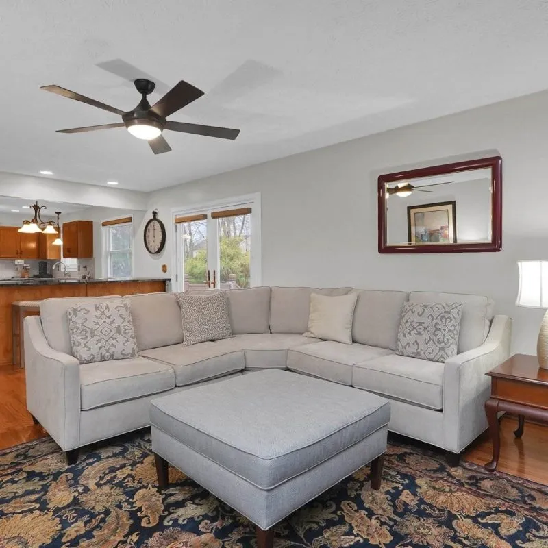 17-web-or-mls-8017-oakwind-ct