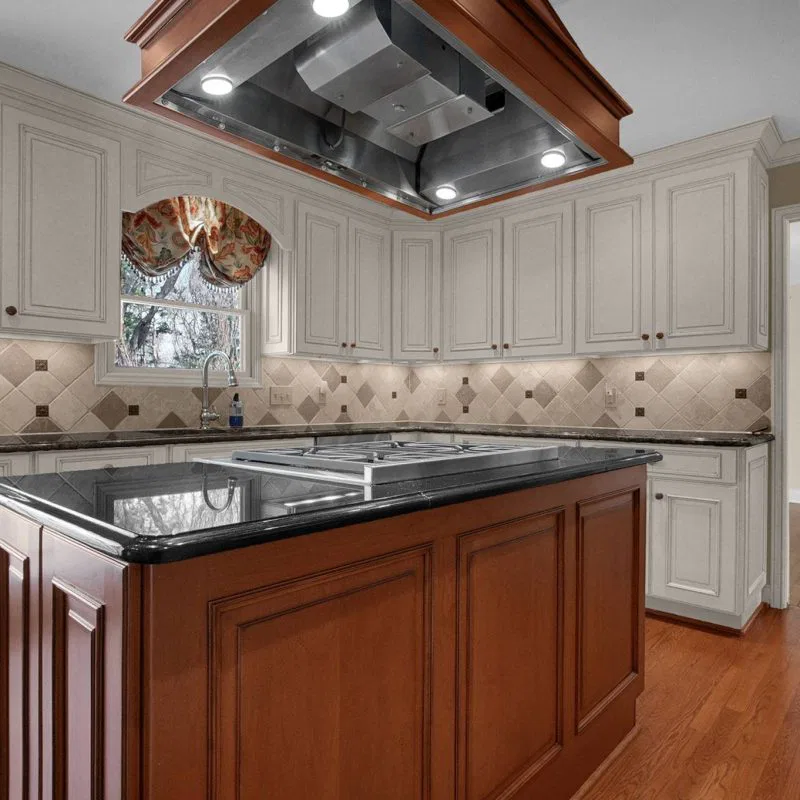 18-web-or-mls-2626-chartwell-rd