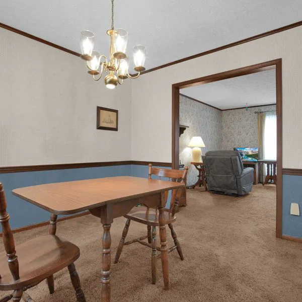 18-web-or-mls-7010-rockwoods-pl