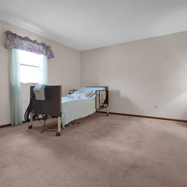 19-web-or-mls-7010-rockwoods-pl