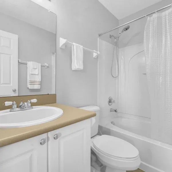 19-web-or-mls-7235-colonial-affair-dr