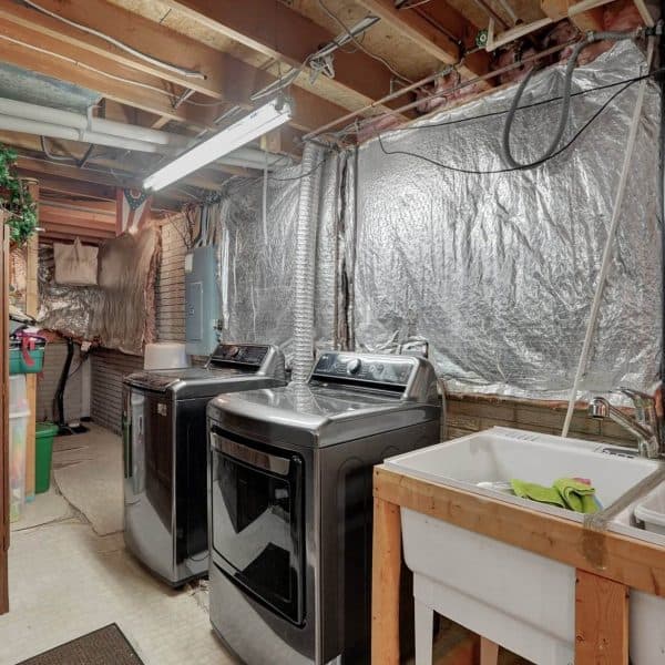 19-web-or-mls-8017-oakwind-ct