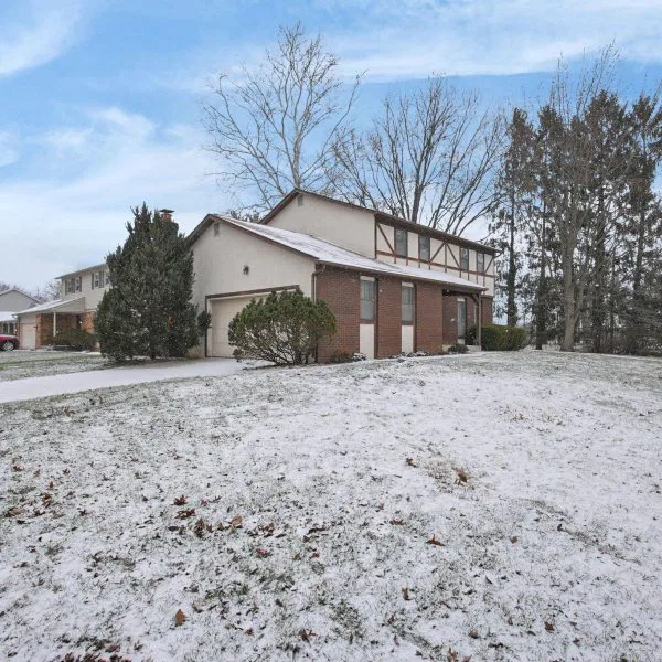 2-web-or-mls-7010-rockwoods-pl