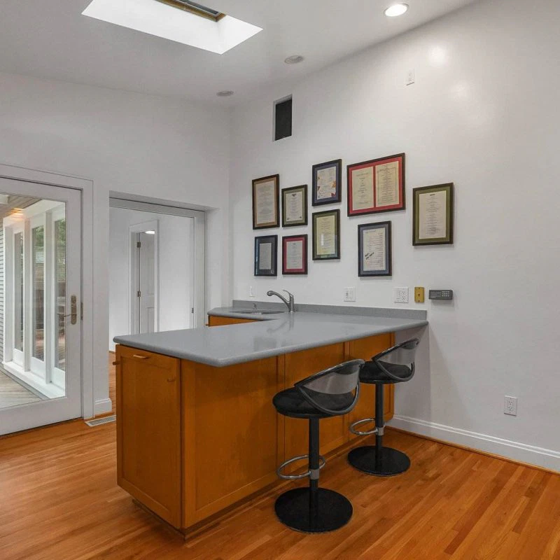 20-web-or-mls-711-city-park-ave