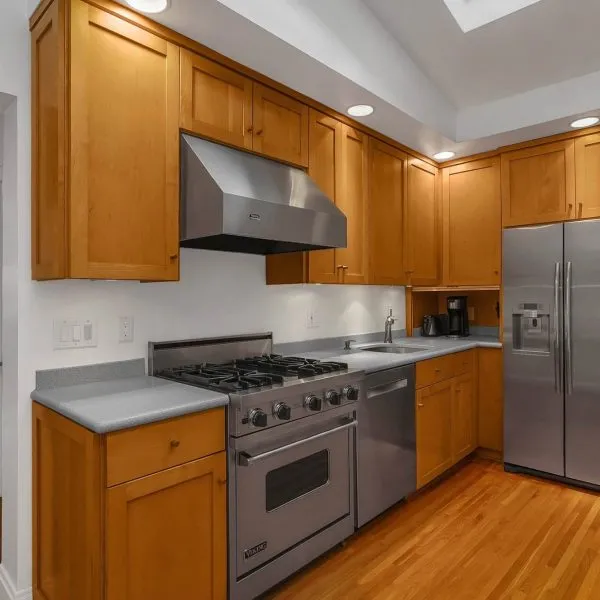 21-web-or-mls-711-city-park-ave