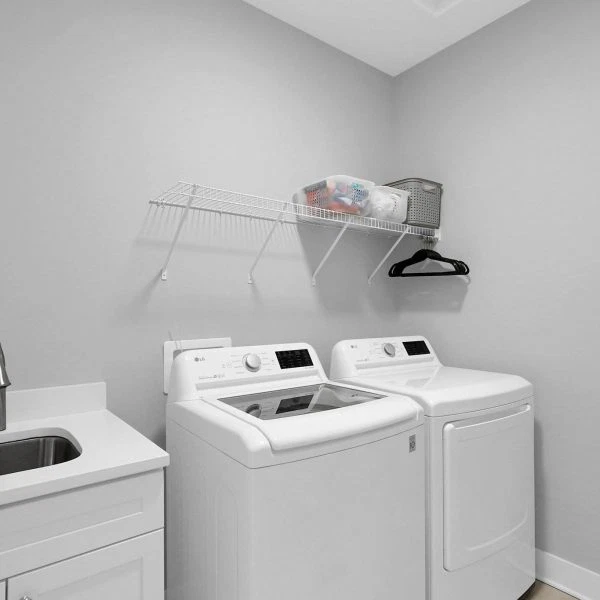 21-web-or-mls-935-pullman-pl