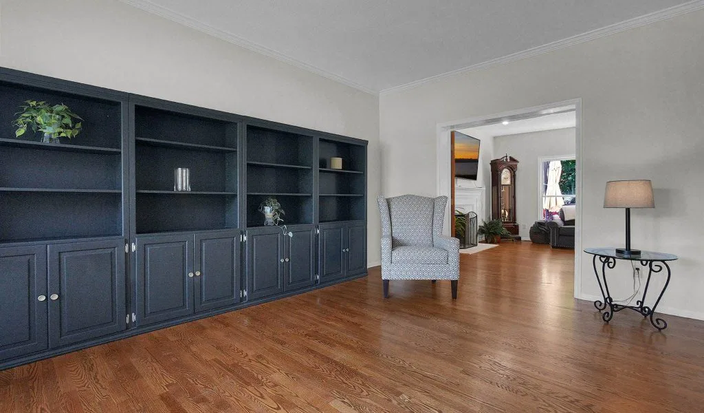 24-web-or-mls-295-woodsfield-ct