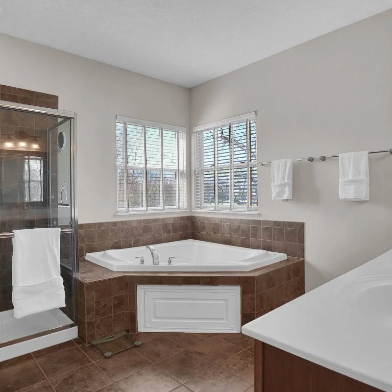 24-web-or-mls-3407-mccammon-estates-dr