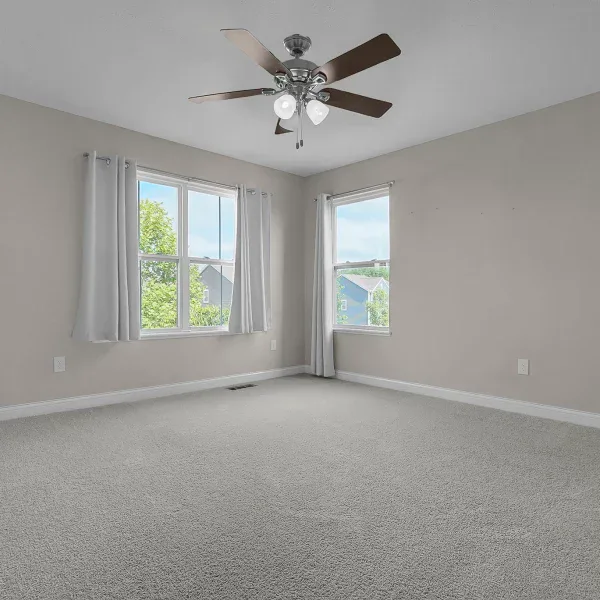 26-web-or-mls-5609-meadowhaven-dr