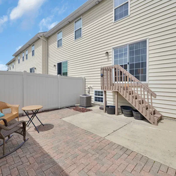 27-web-or-mls-7235-colonial-affair-dr