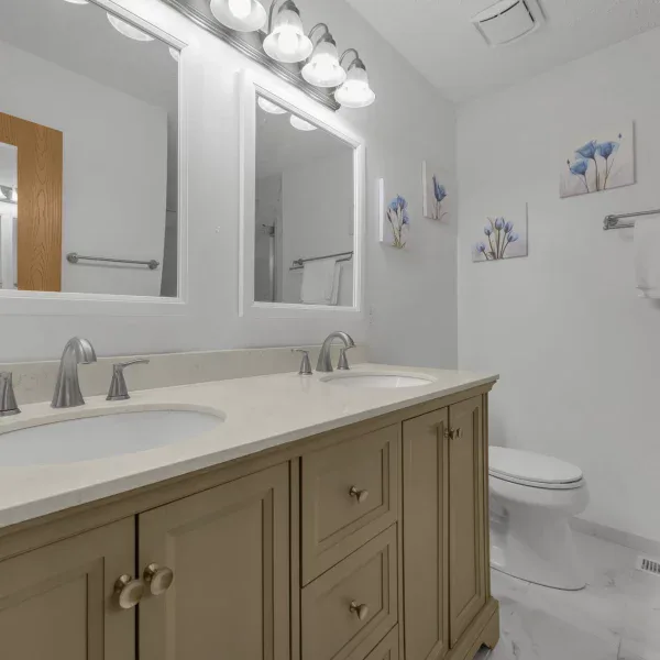 27-web-or-mls-7753-lantana-ave