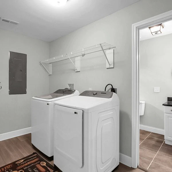 28-web-or-mls-229-s-highland-ave