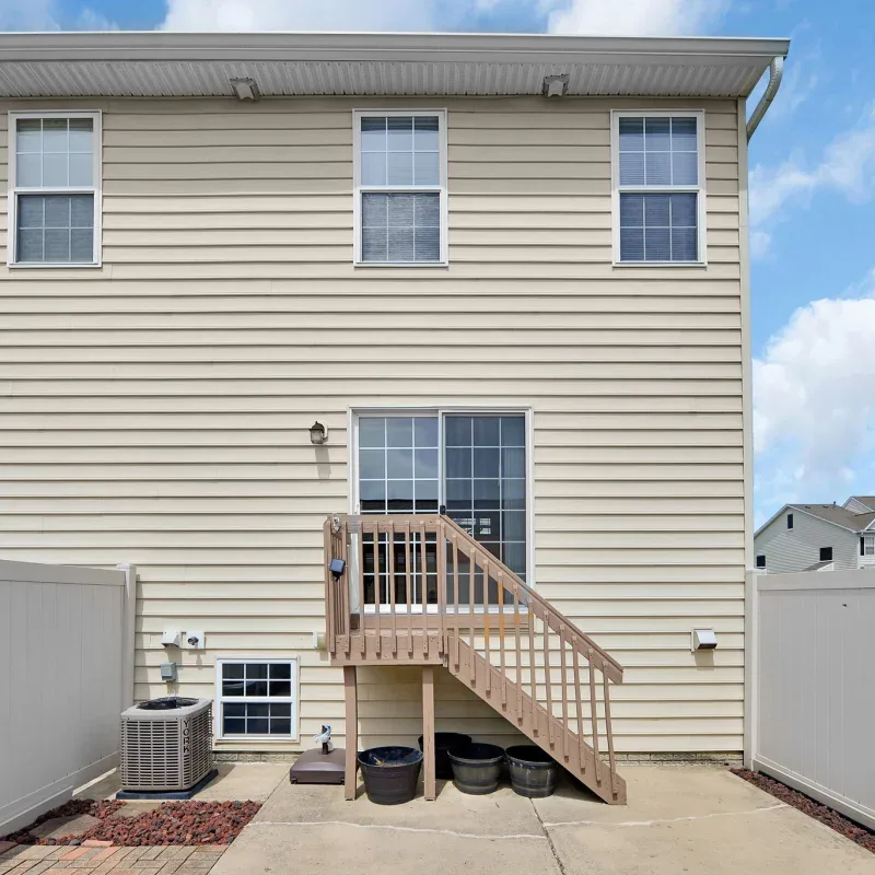 28-web-or-mls-7235-colonial-affair-dr