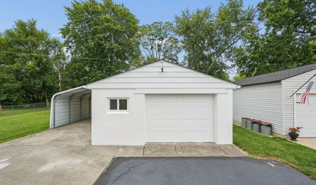 29-web-or-mls-196-maple-dr