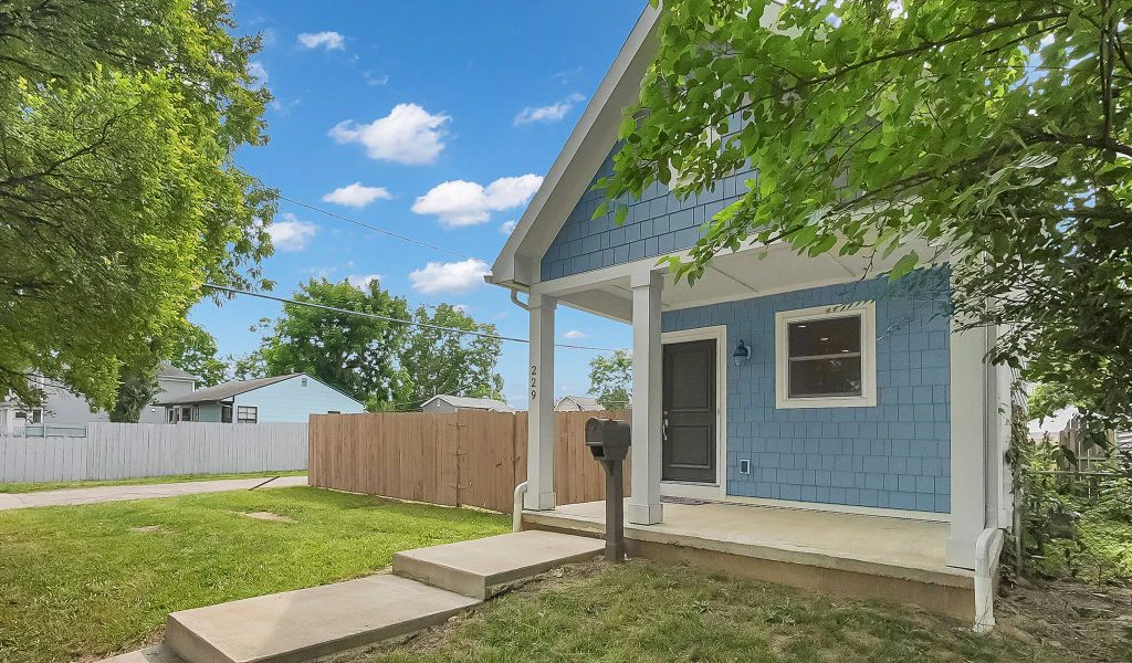 3-web-or-mls-229-s-highland-ave