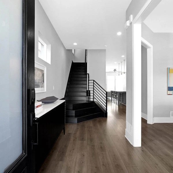 3-web-or-mls-935-pullman-pl