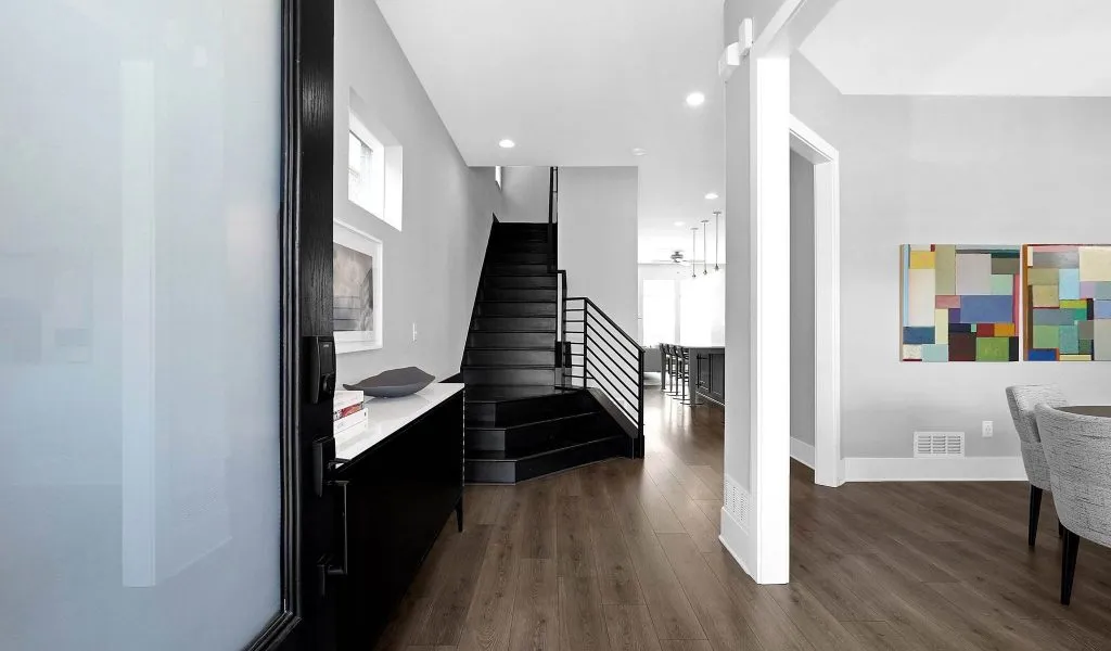 3-web-or-mls-935-pullman-pl