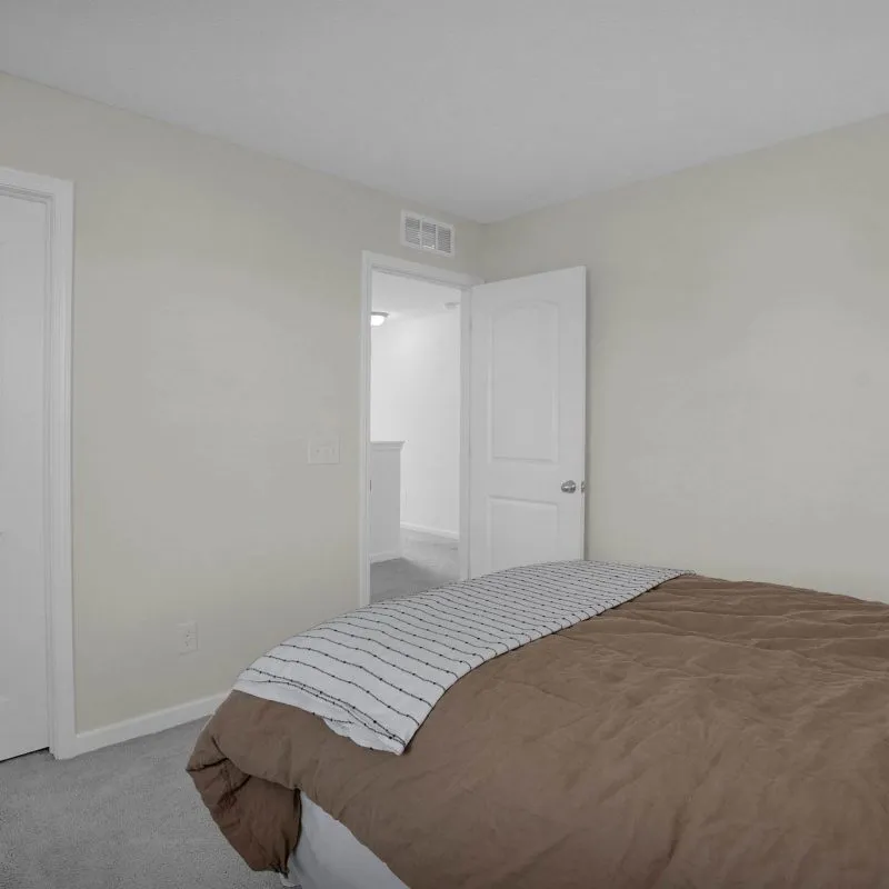 31-web-or-mls-7234-white-cap-dr