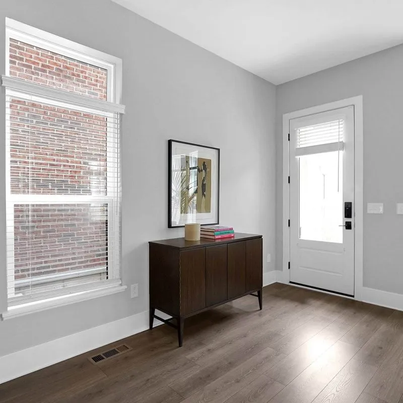 31-web-or-mls-935-pullman-pl